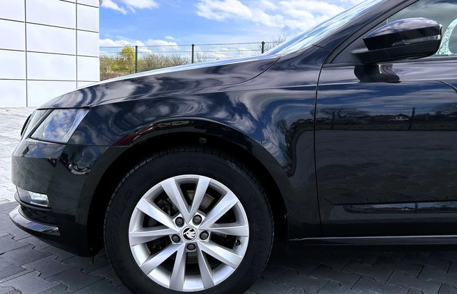 SsangYong REXTON cena 124900 przebieg: 97500, rok produkcji 2018 z Żabno małe 277